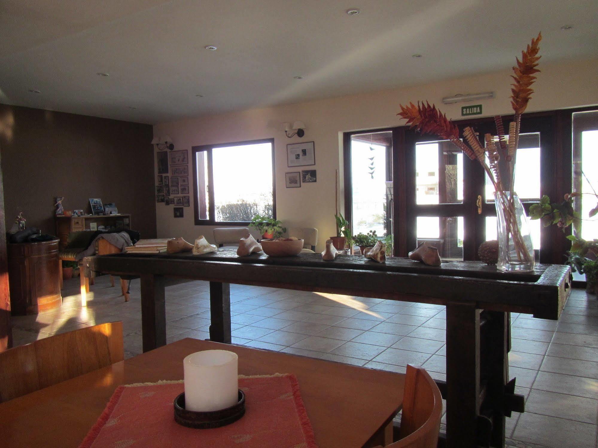 Hosteria Roblesur El Calafate Exterior foto